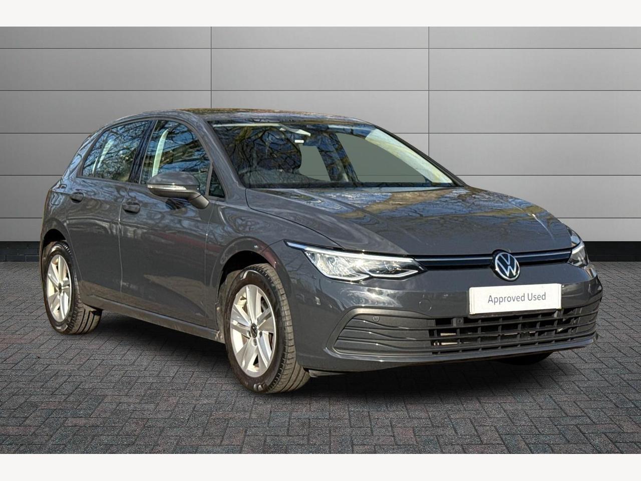 Main listing image - Volkswagen Golf