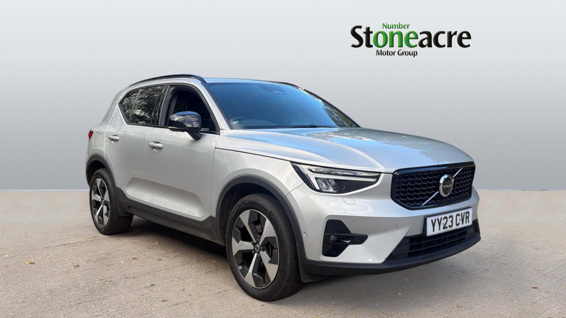 Main listing image - Volvo XC40