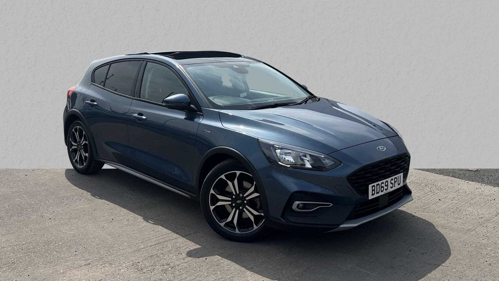 Main listing image - Ford Focus Active