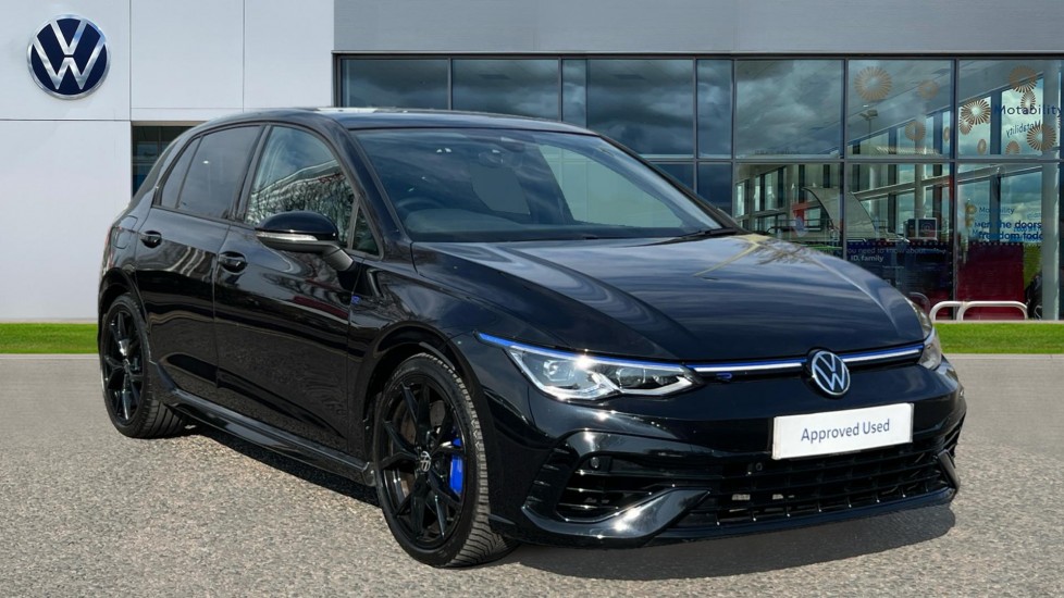Main listing image - Volkswagen Golf R