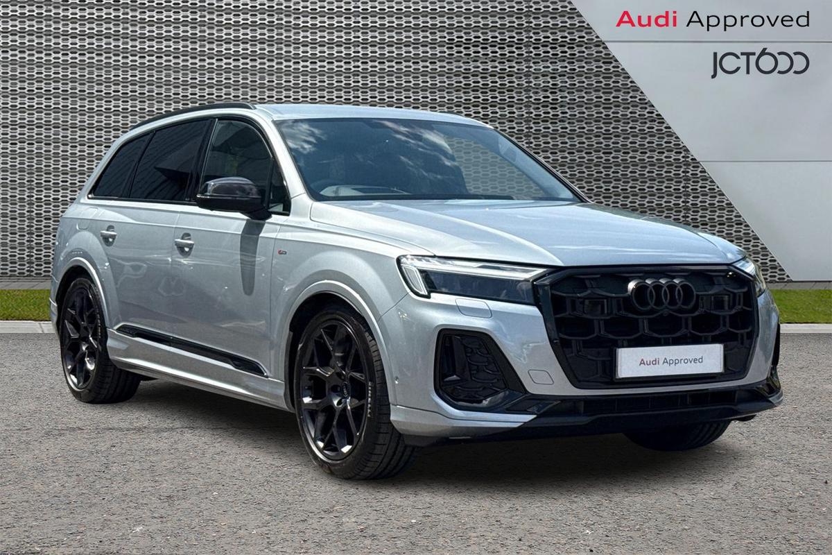 Main listing image - Audi Q7