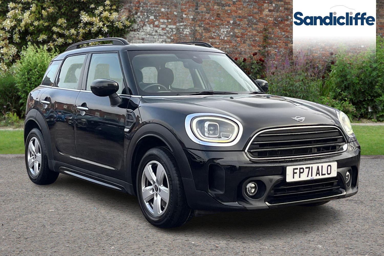 Main listing image - MINI Countryman