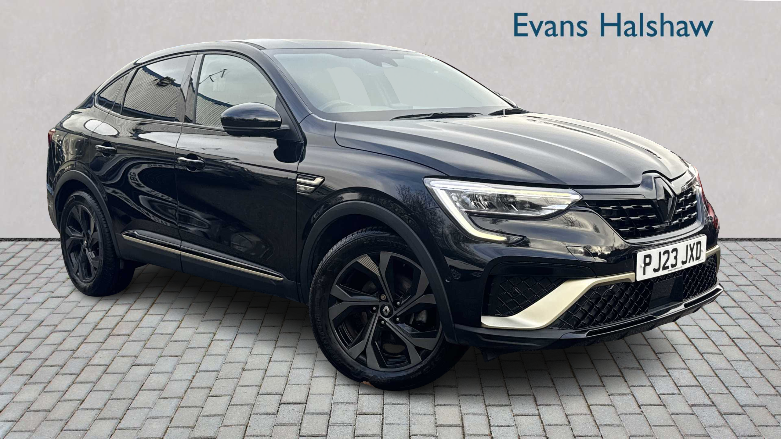 Main listing image - Renault Arkana