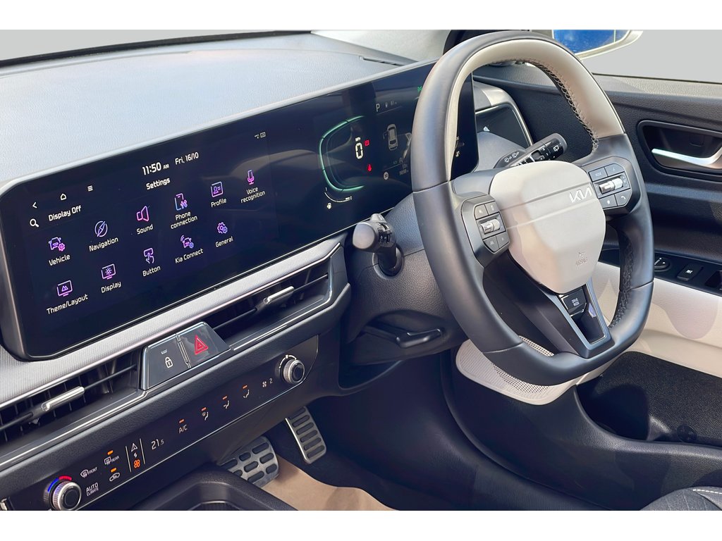 Main listing image - Kia Stonic