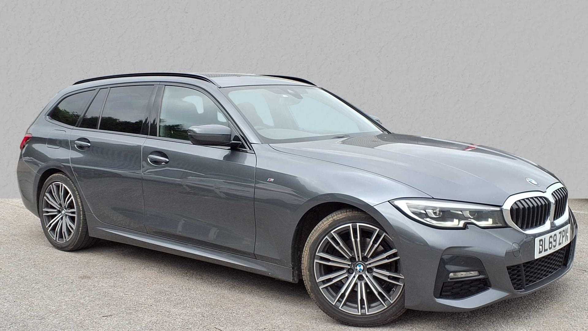Main listing image - BMW 3 Series Touring