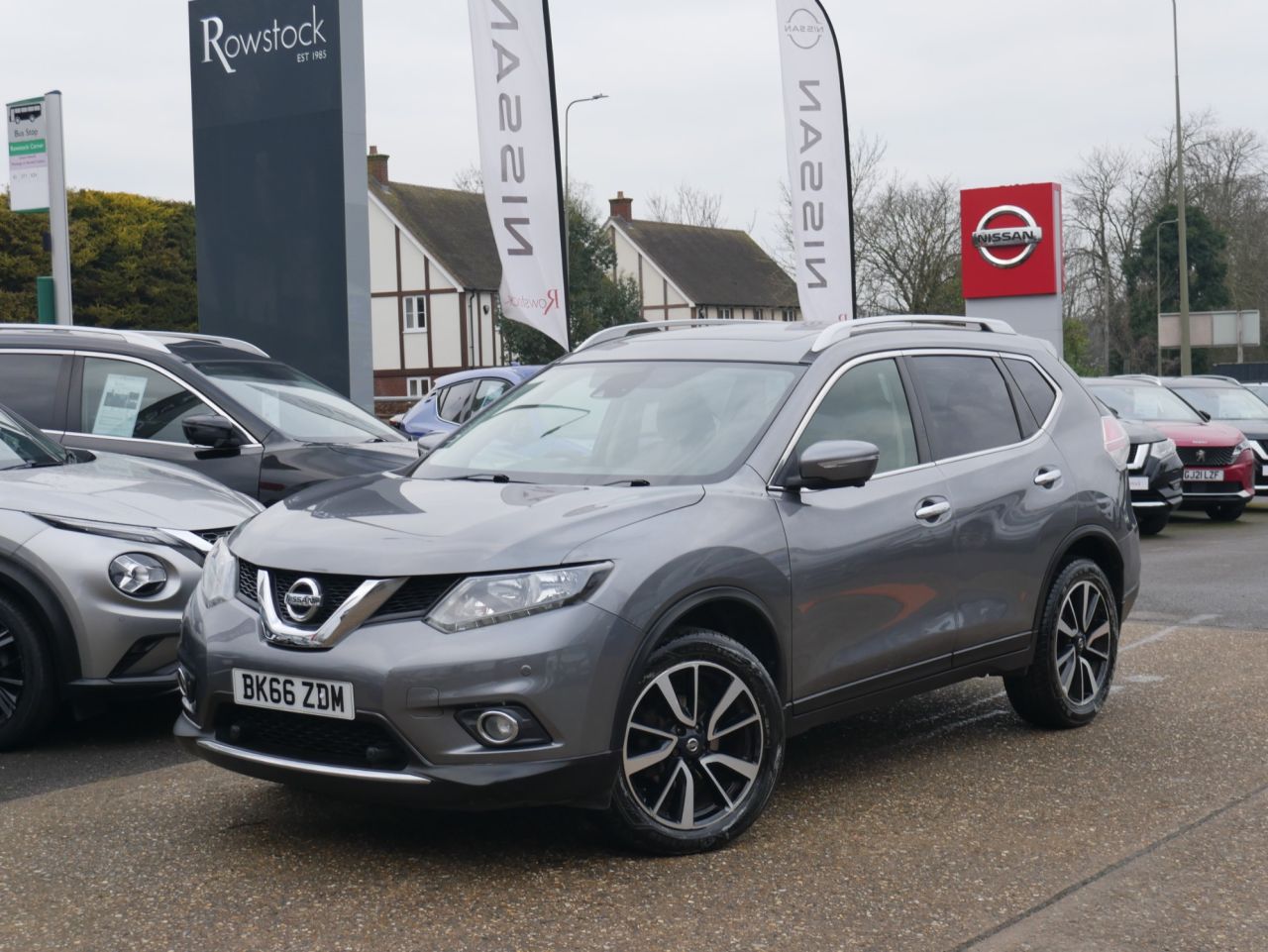 Main listing image - Nissan X-Trail