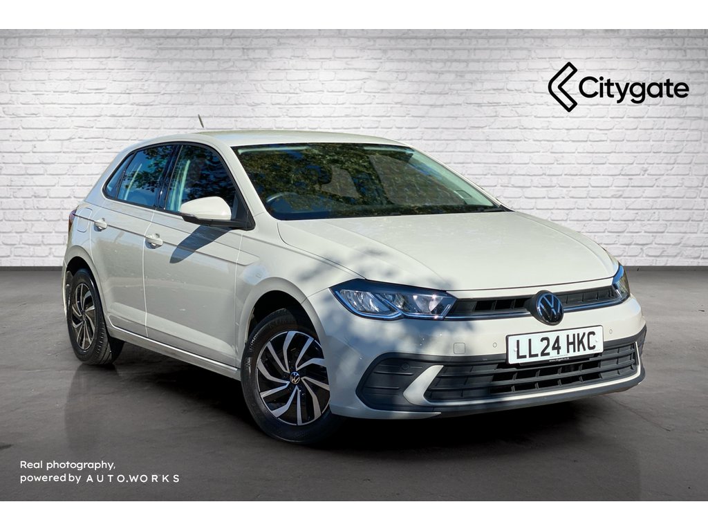 Main listing image - Volkswagen Polo