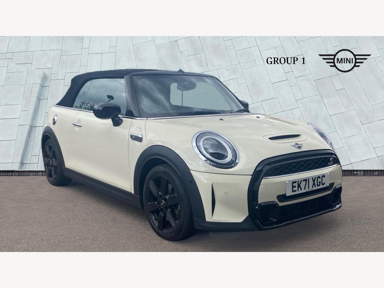 Main listing image - MINI Convertible
