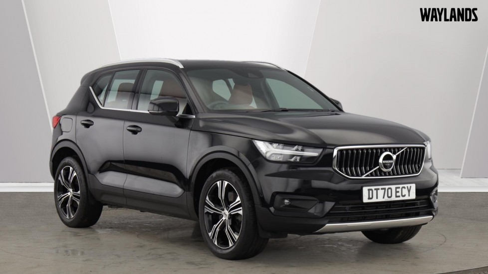 Main listing image - Volvo XC40 Recharge