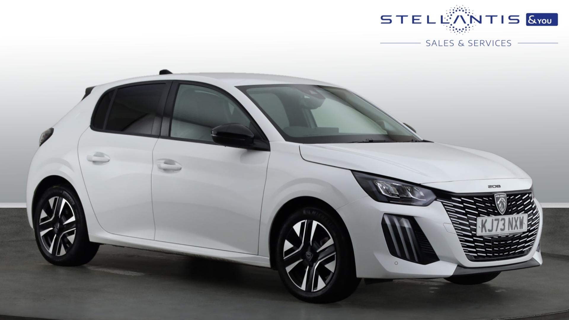 Main listing image - Peugeot 208