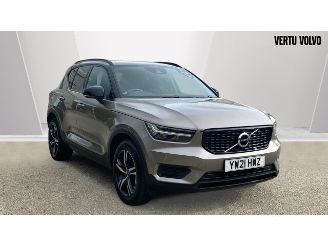 Main listing image - Volvo XC40