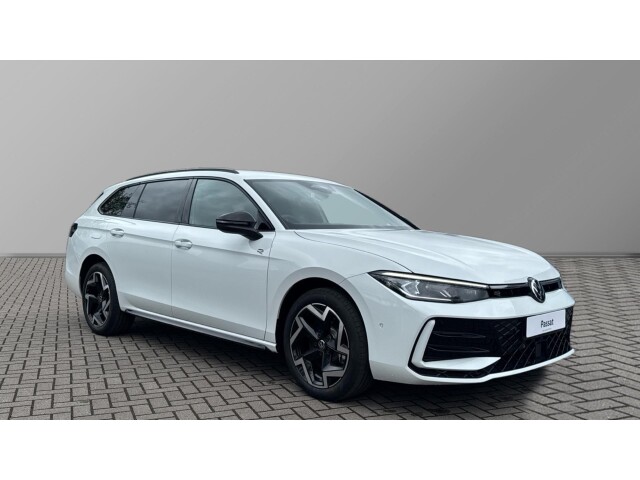 Main listing image - Volkswagen Passat Estate