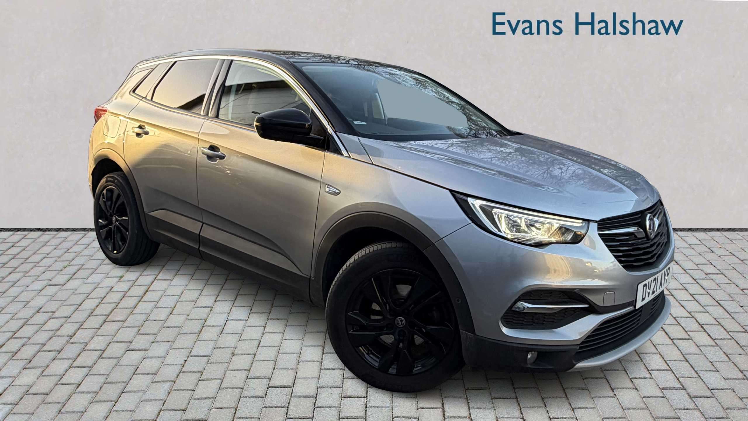 Main listing image - Vauxhall Grandland X
