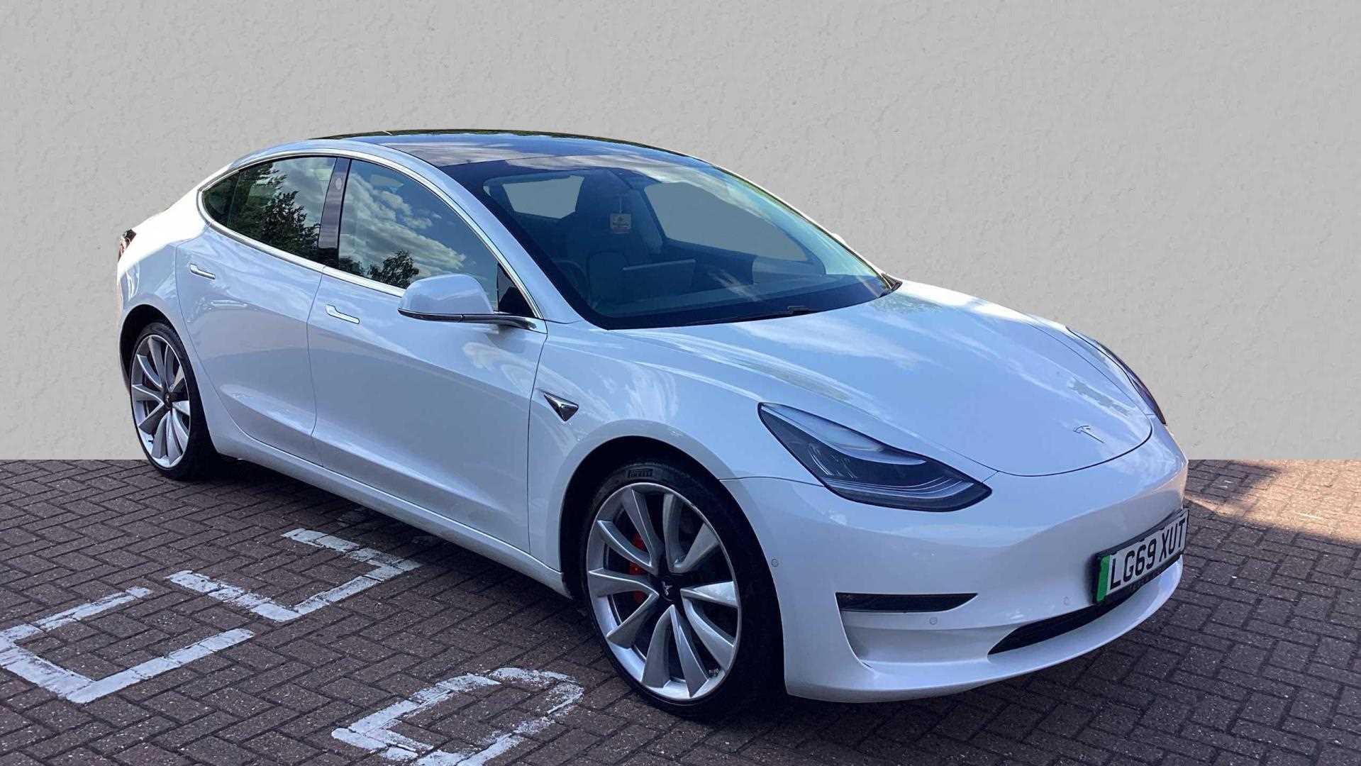 Main listing image - Tesla Model 3