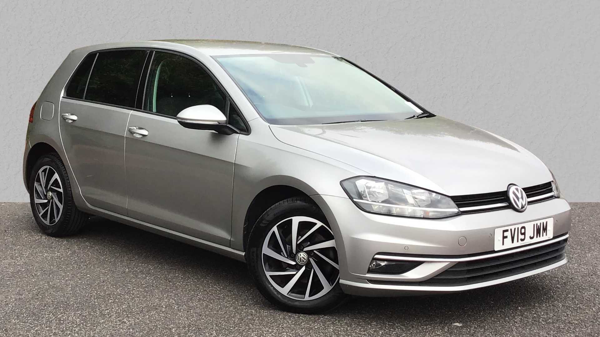 Main listing image - Volkswagen Golf