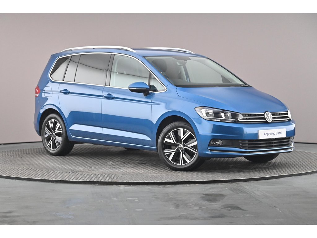 Main listing image - Volkswagen Touran