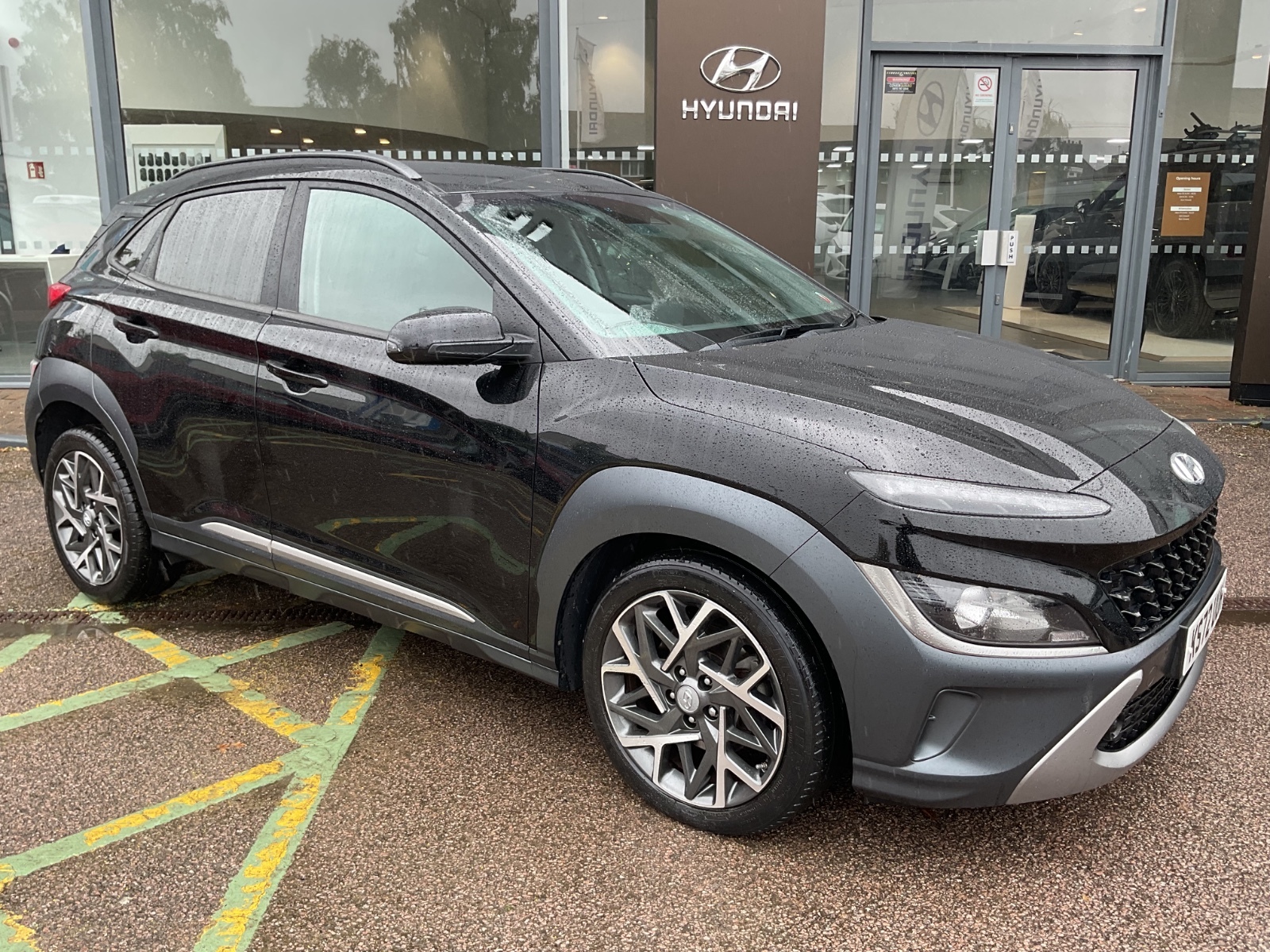 Main listing image - Hyundai Kona