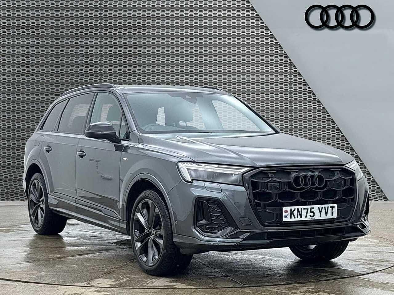 Main listing image - Audi Q7