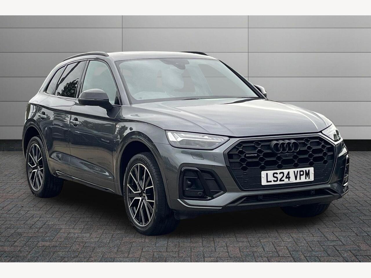 Main listing image - Audi Q5