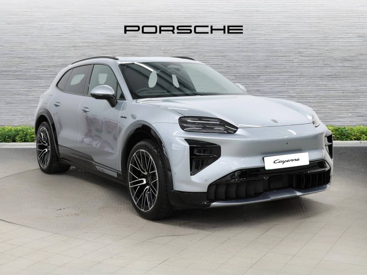 Main listing image - Porsche Cayenne Electric