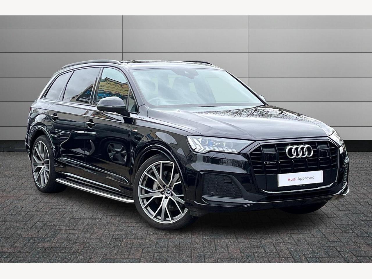 Main listing image - Audi Q7