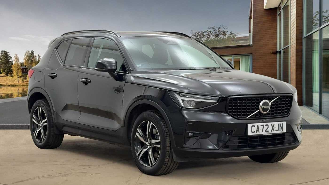 Main listing image - Volvo XC40
