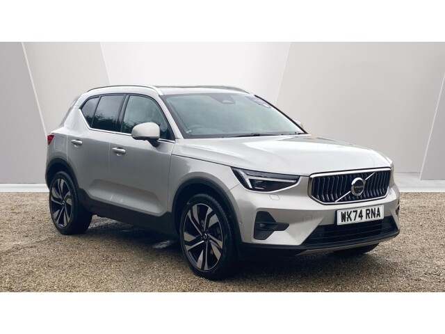 Main listing image - Volvo XC40