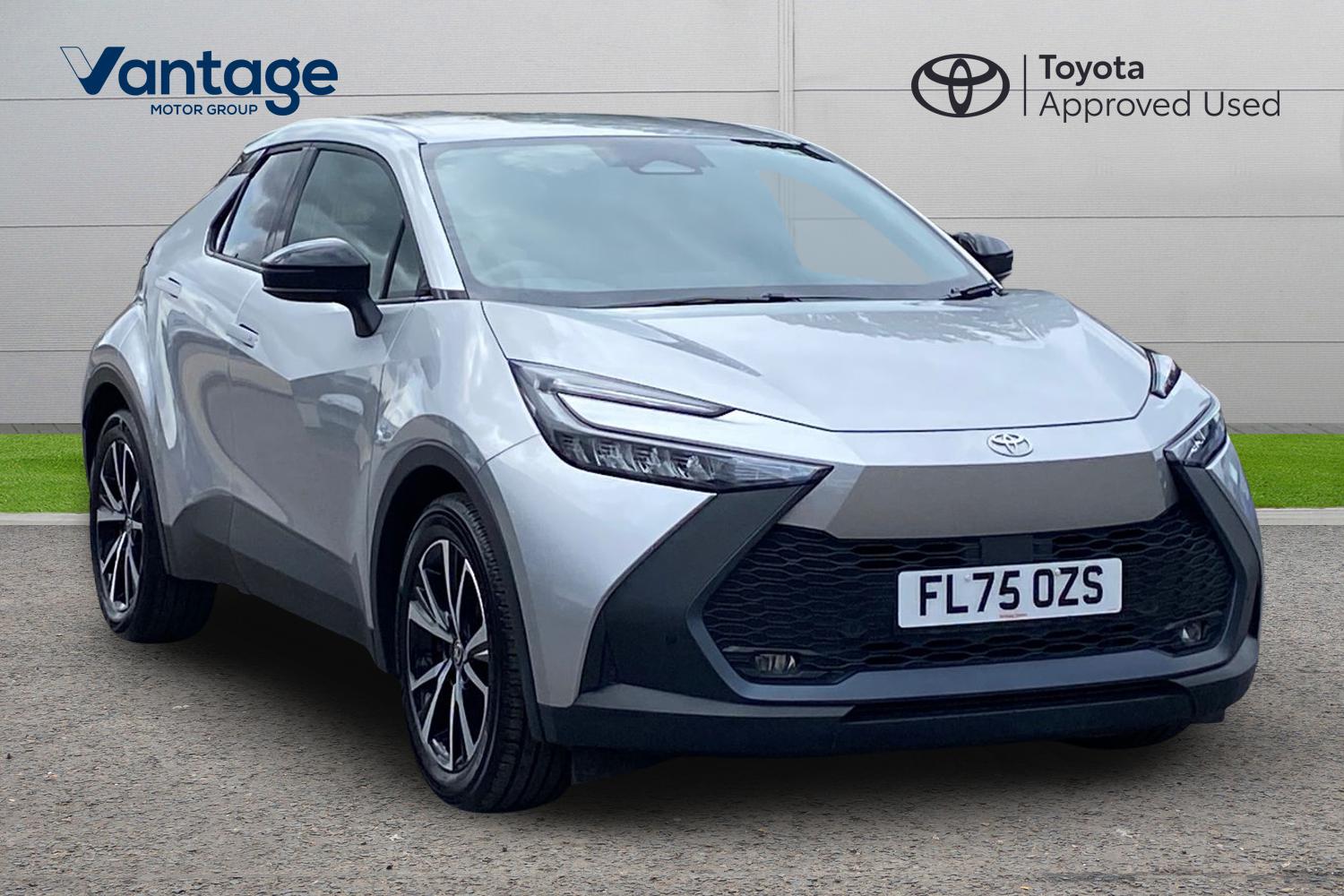 Main listing image - Toyota C-HR
