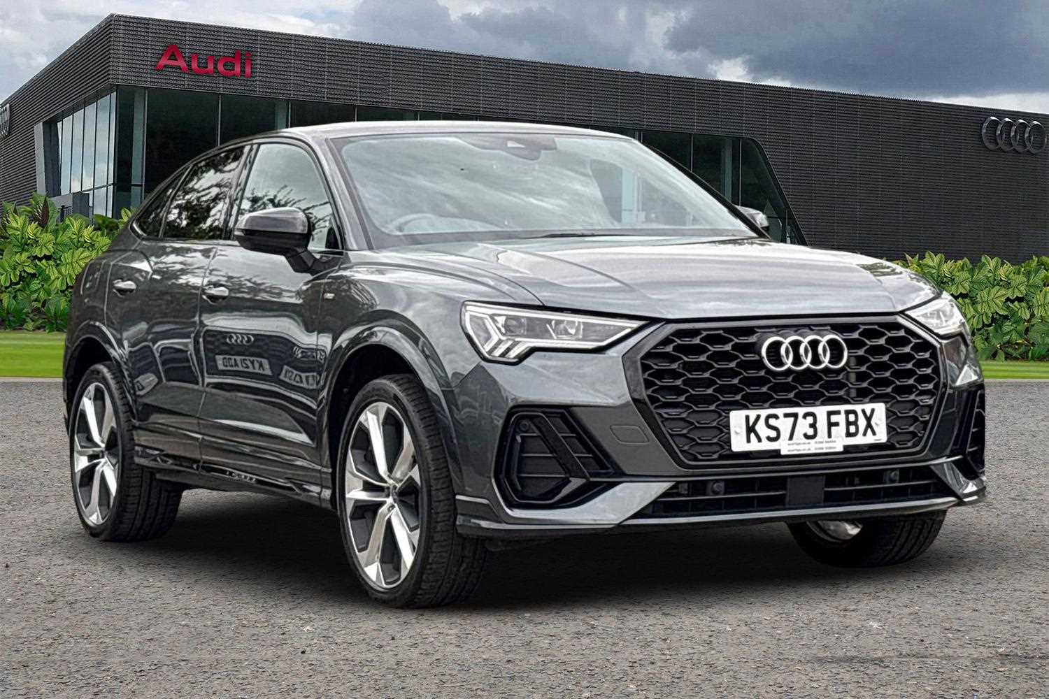 Main listing image - Audi Q3