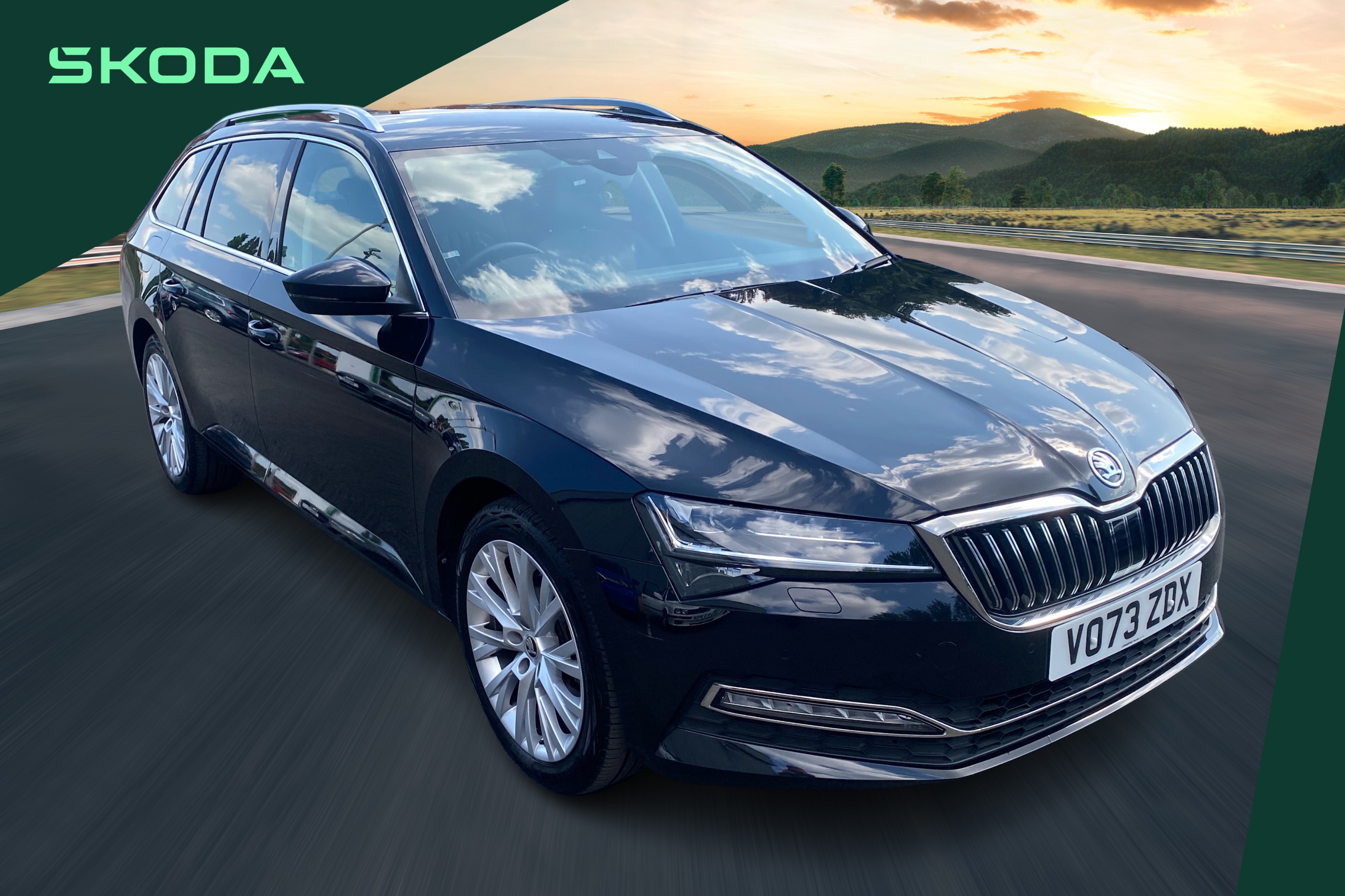 Main listing image - Skoda Superb Estate