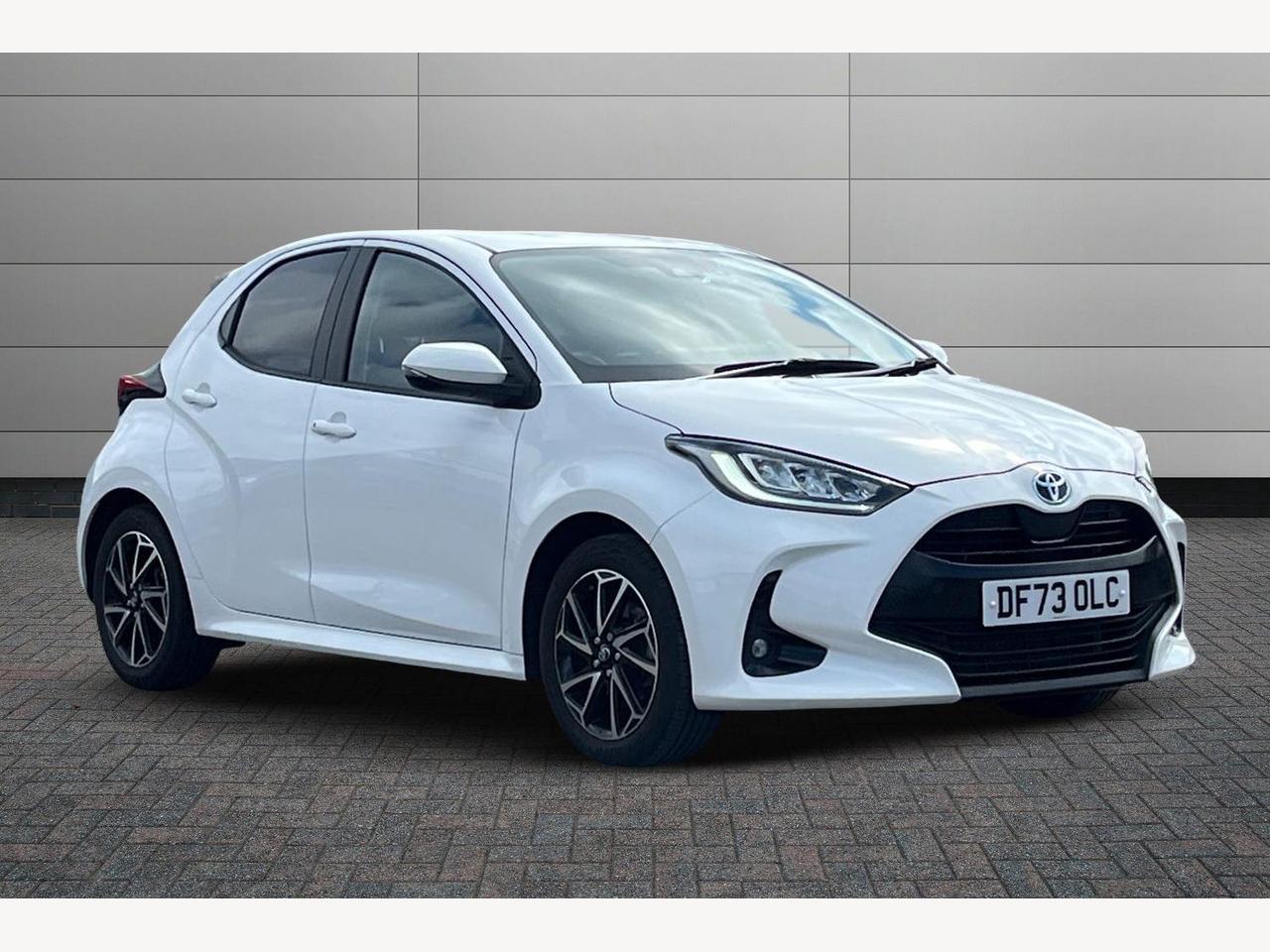 Main listing image - Toyota Yaris