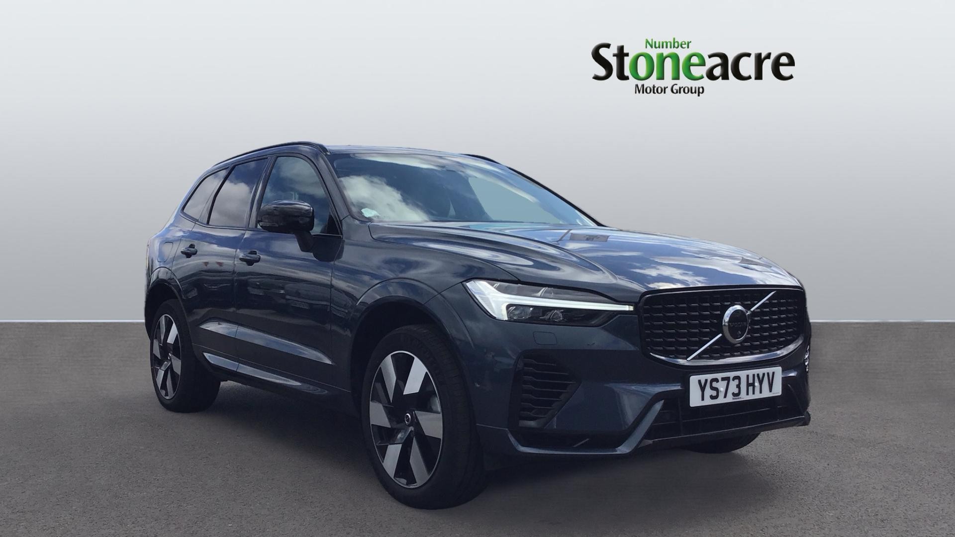 Main listing image - Volvo XC60