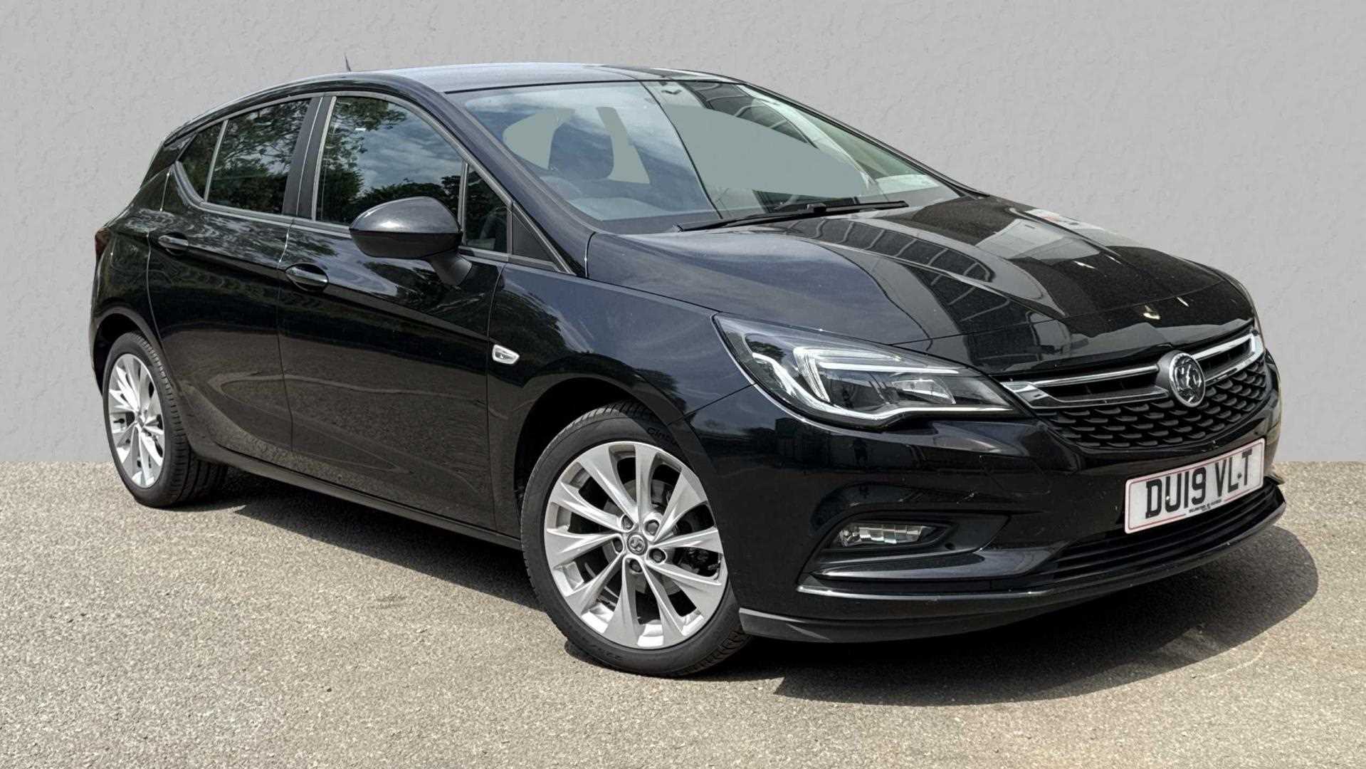Main listing image - Vauxhall Astra