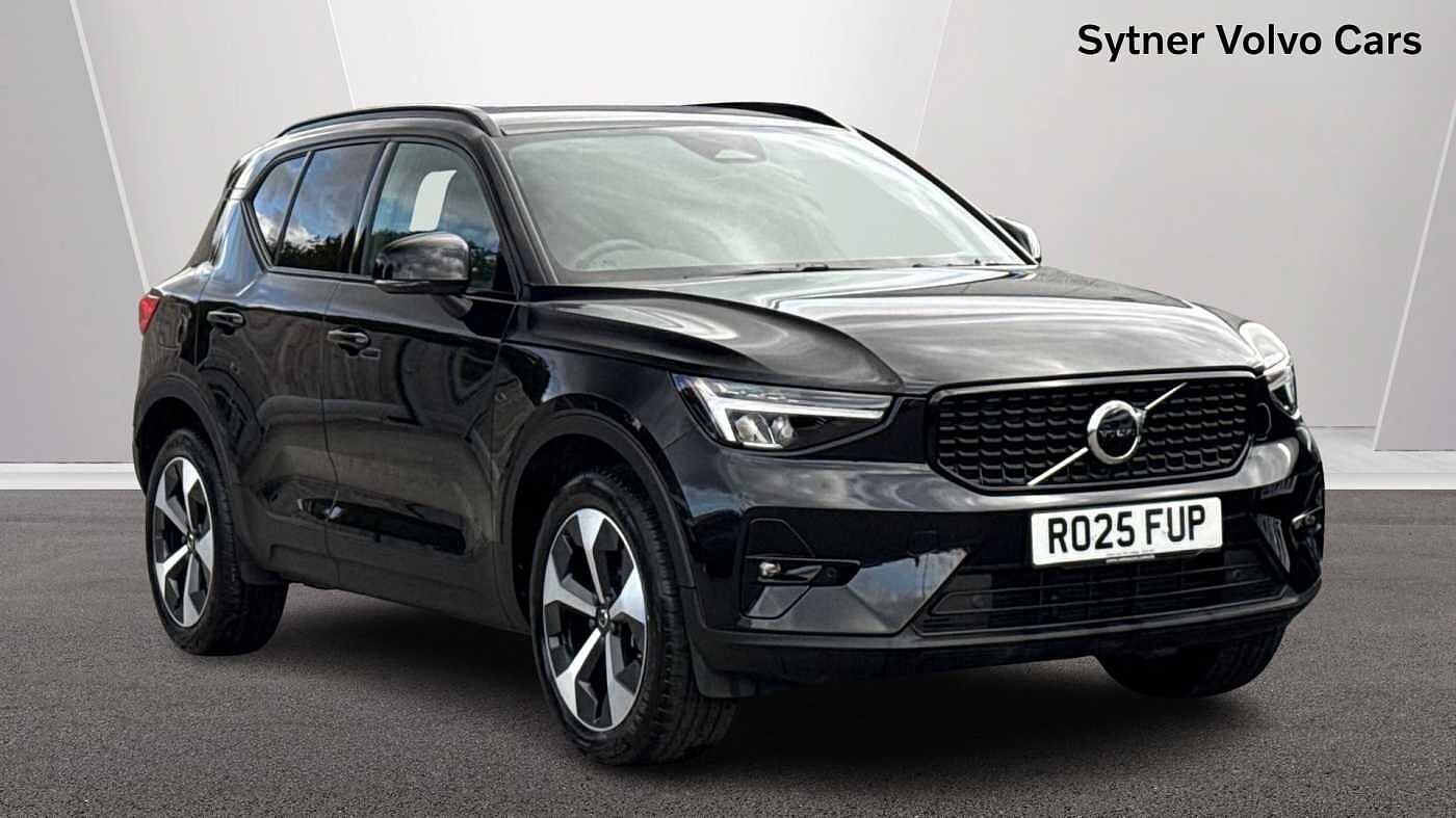 Main listing image - Volvo XC40
