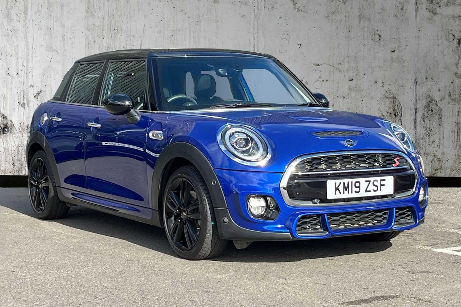 Main listing image - MINI Hatchback 5dr