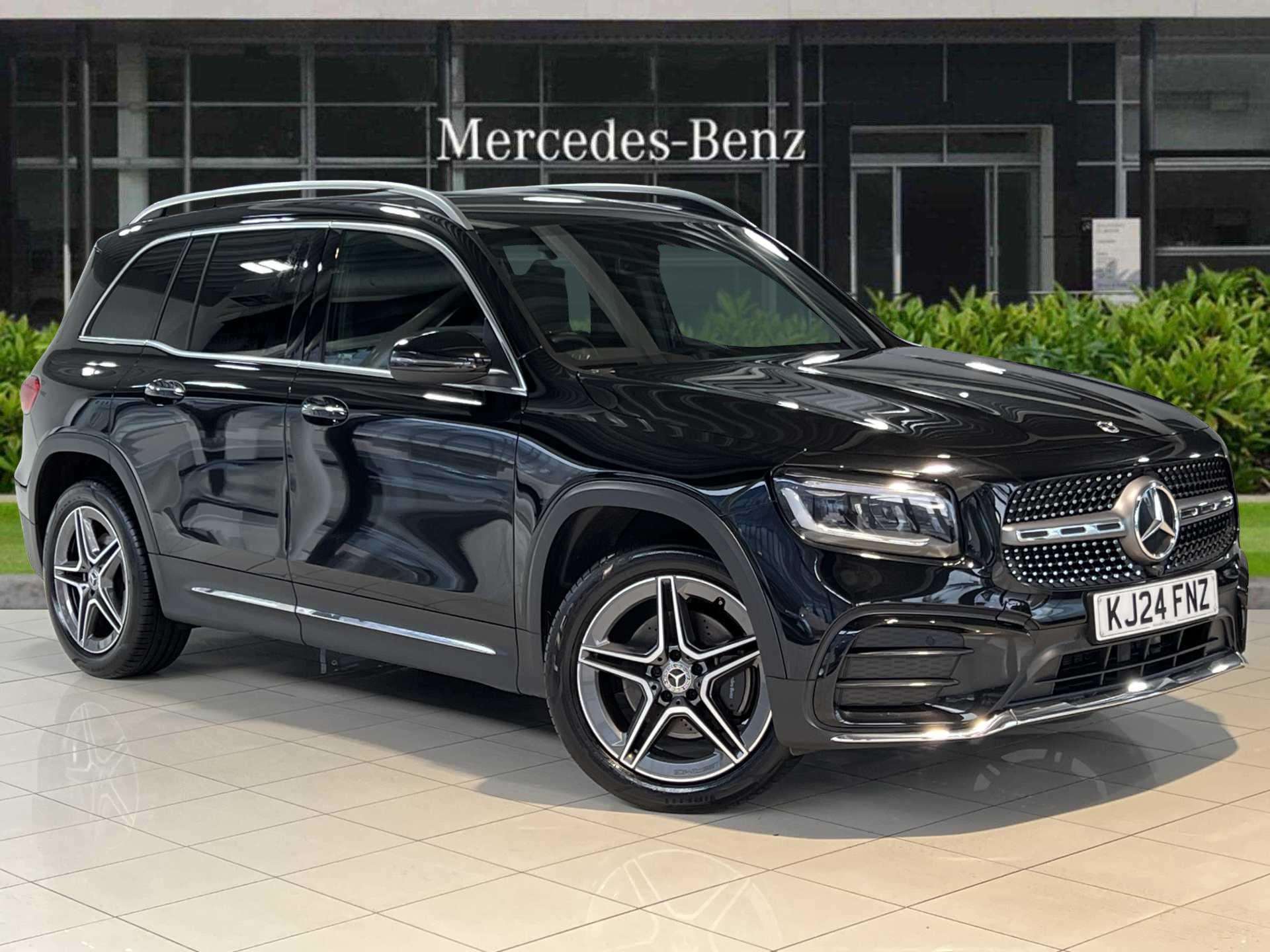 Main listing image - Mercedes-Benz GLB