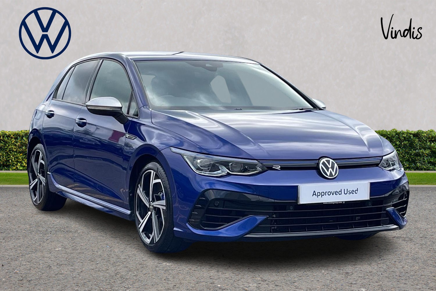 Main listing image - Volkswagen Golf R