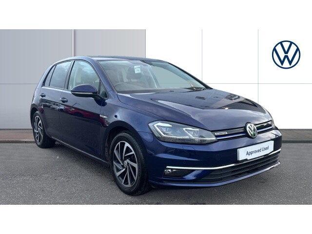 Main listing image - Volkswagen Golf