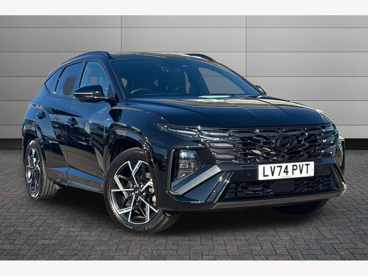 Main listing image - Hyundai Tucson