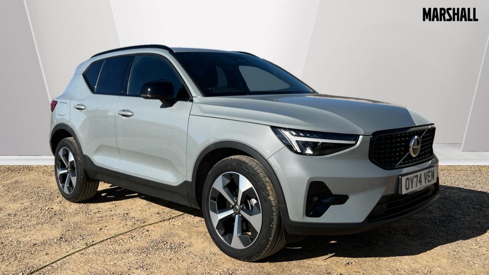 Main listing image - Volvo XC40