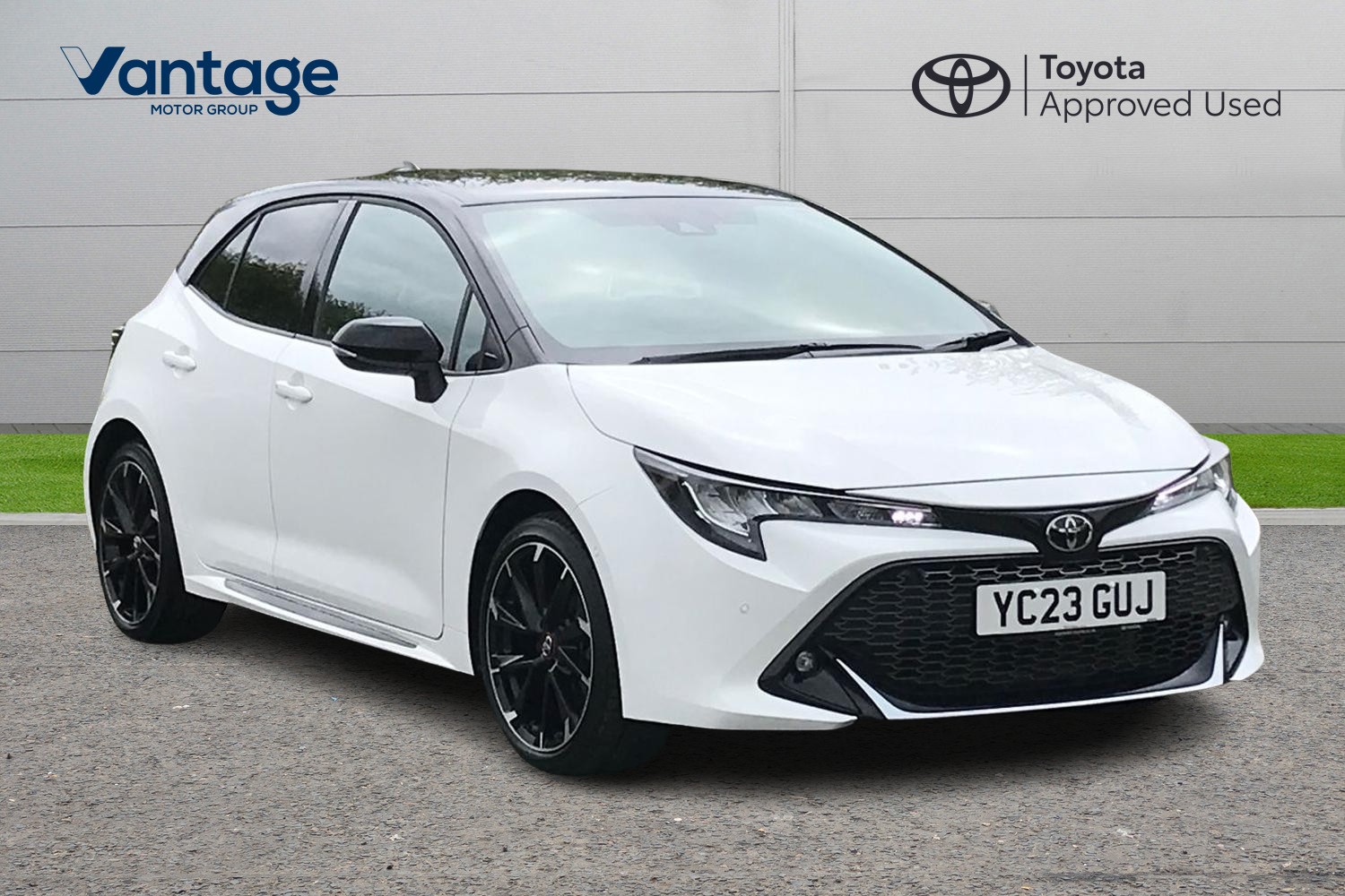 Main listing image - Toyota Corolla