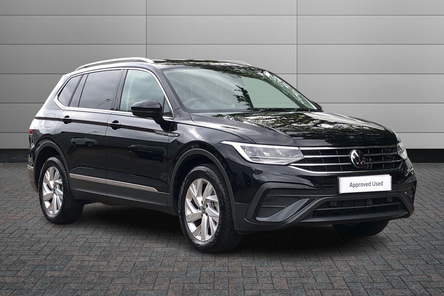 Main listing image - Volkswagen Tiguan Allspace