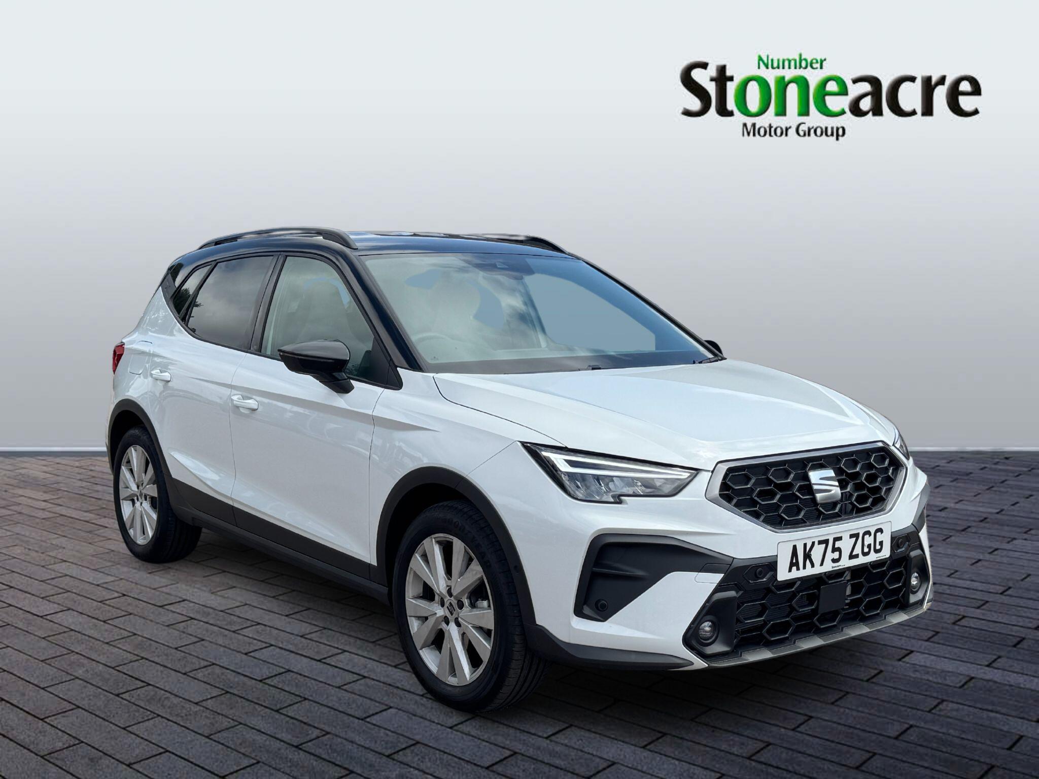 Main listing image - SEAT Arona
