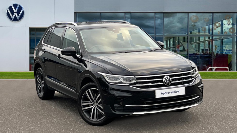 Main listing image - Volkswagen Tiguan