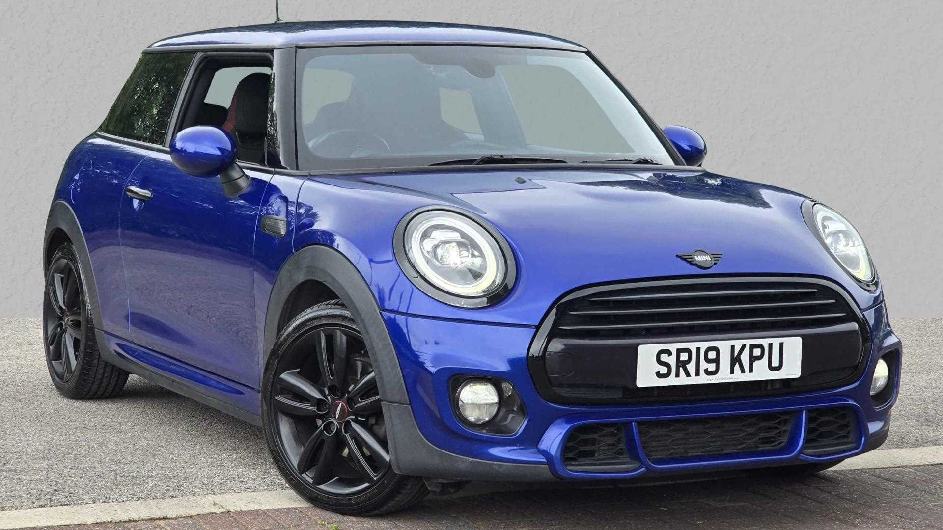 Main listing image - MINI Hatchback