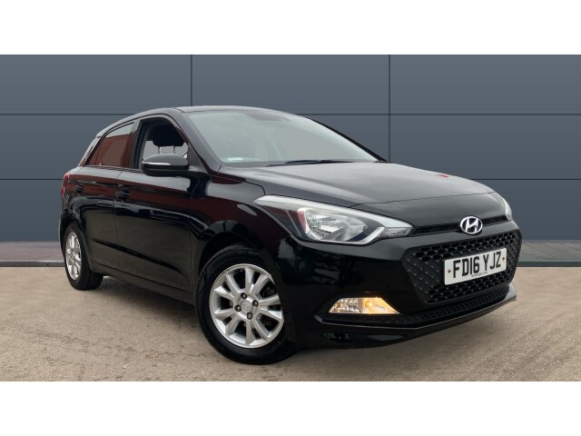 Main listing image - Hyundai i20