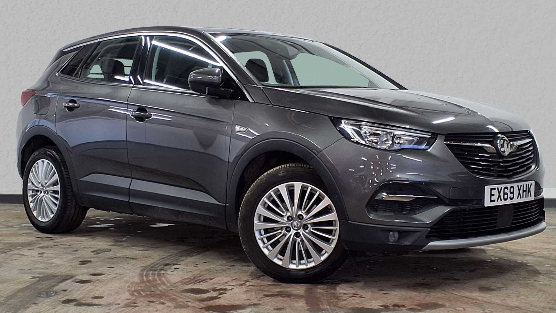 Main listing image - Vauxhall Grandland X