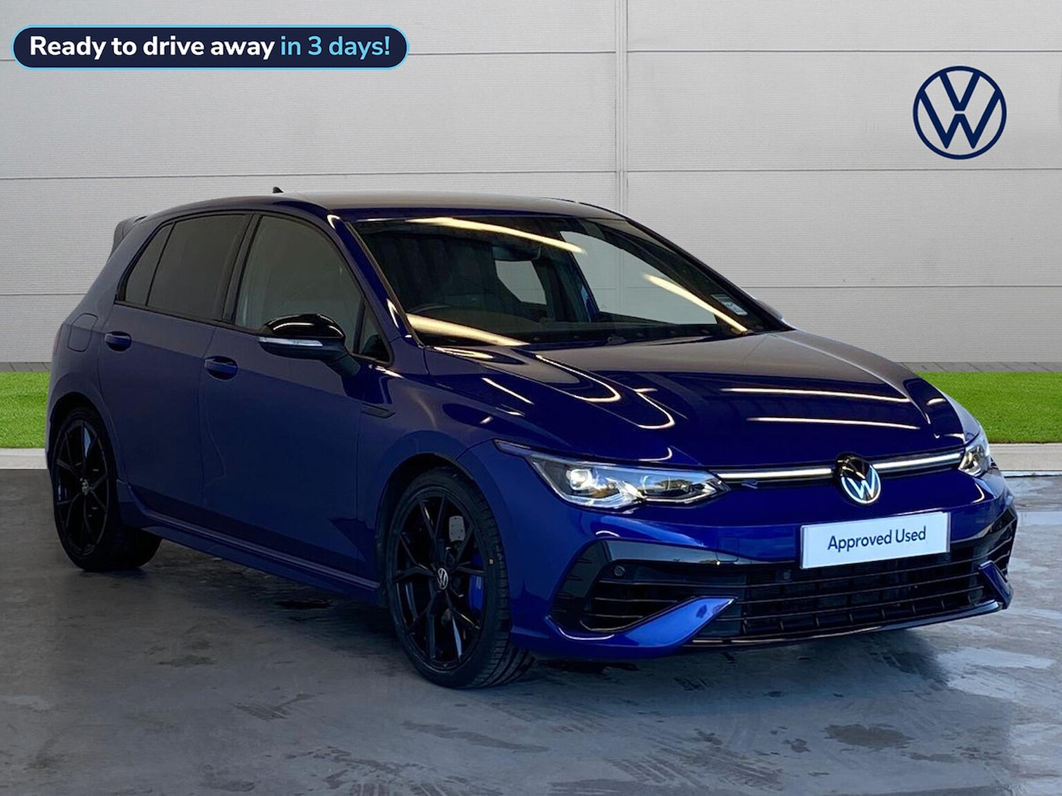 Main listing image - Volkswagen Golf R