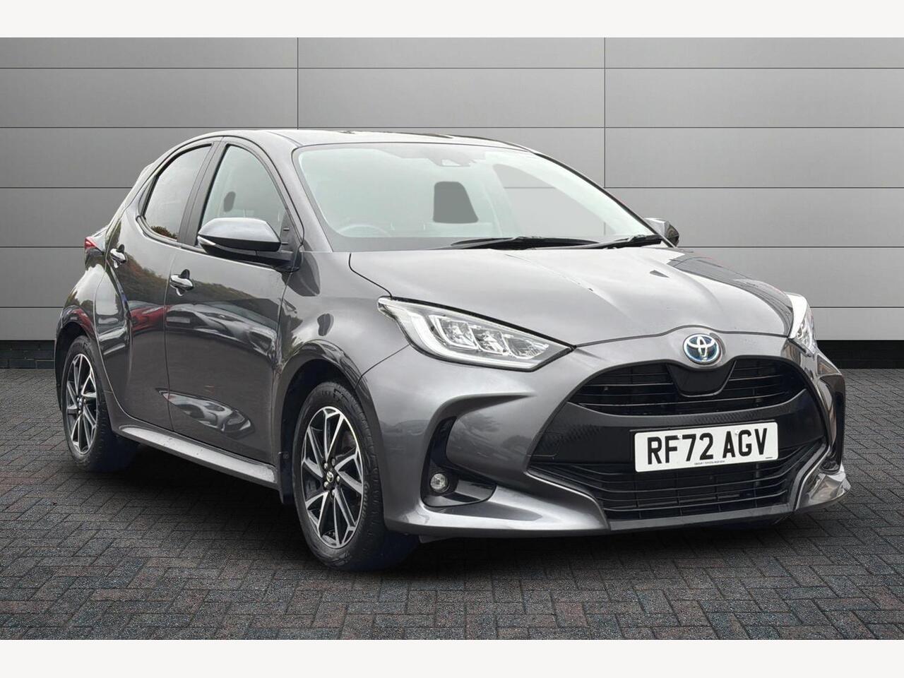 Main listing image - Toyota Yaris