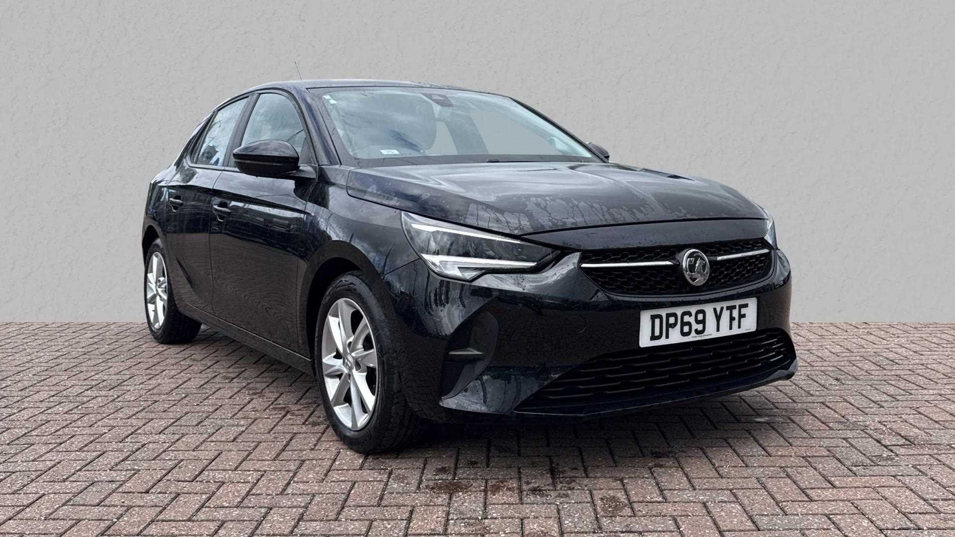 Main listing image - Vauxhall Corsa